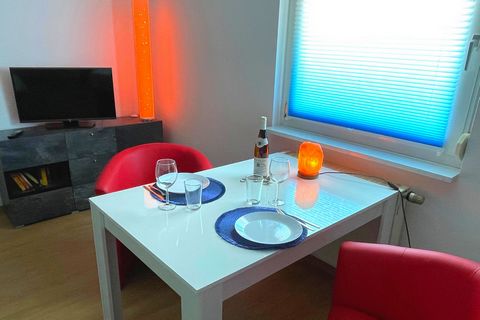 Die Wohnung ist verkehrsgünstig in Pesterwitz in einem beruhigten Wohngebiet mit Einfamilienhäusern gelegen, nur wenige Meter hinter der Stadtgrenze von Dresden. In 400 Meter Entfernung (etwa 5 Minuten Fußweg) finden Sie im Ortskern von Pesterwitz al...