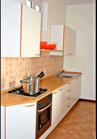 Este apartamento enorme en Menaggio es ideal para una familia o un grupo pequeño. Puede acomodar a 4 personas y tiene 1 dormitorio. Tiene un jardín compartido con muebles para que usted desatela todas las preocupaciones del día durante una taza de té...