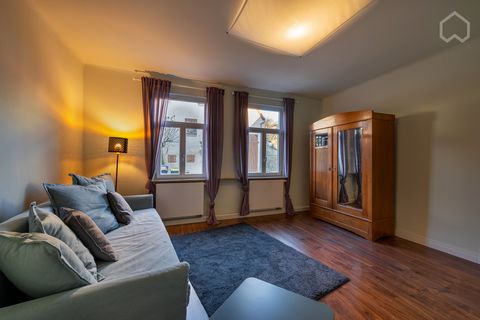 Location: Quiet living on the outskirts of the village directly at the orchards and vineyards - Beinstein is located in the Rems valley east of Stuttgart - 15 km away. Public connection with bus 5min away and the S-Bahn stop can be reached within 15m...